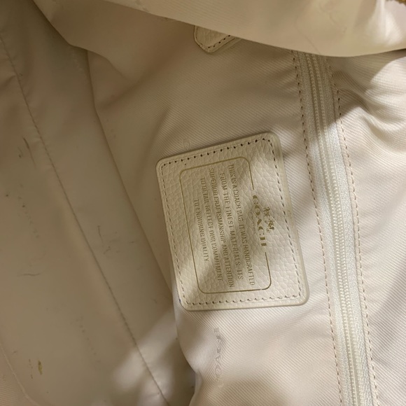 Coach Handbag ✨ - Picture 4 of 5